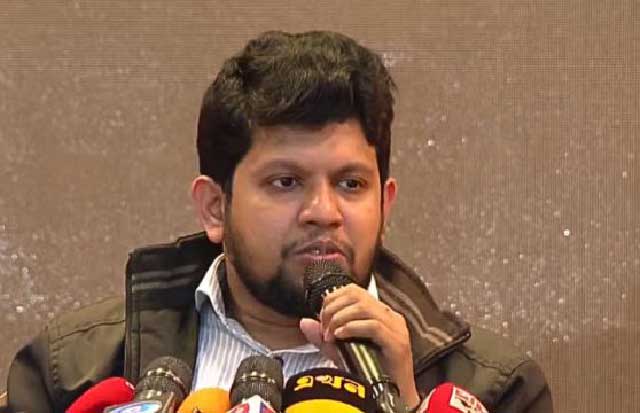 অন্তর্বর্তী সরকারের তথ্য উপদেষ্টা মাহফুজ আলম। ফাইল ছবি