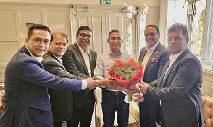 তারেক রহমানের সঙ্গে সিঙ্গাপুর বিএনপি নেতাকর্মীদের সাক্ষাৎ