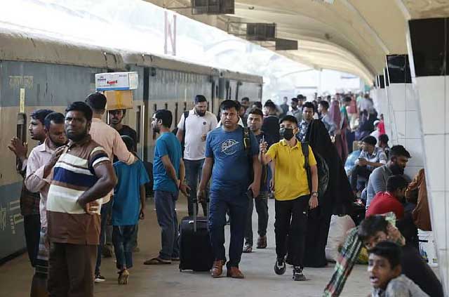 কমলাপুর রেলস্টেশন। ফাইল ছবি