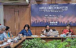 ‘পত্রিকাগুলো খুব বড় রকমের ফ্রিডম পেয়েছে, ফলে অনেক ধরনের কথা বলে’