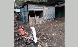 ষোলশহর জংশনে উঠল দোকান, নিশ্চুপ রেলওয়ে কর্তৃপক্ষ