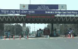 যমুনা সেতু পার হলো ১ লাখ ৮০ হাজার গাড়ি, টোল আদায় ১৩ কোটি টাকা