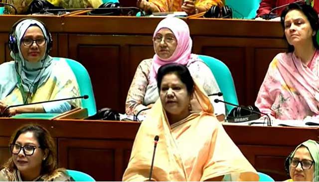 সংসদ অধিবেশনে সংসদ সদস্য রেহানা আক্তার রানু। ছবি: ভিডিও থেকে