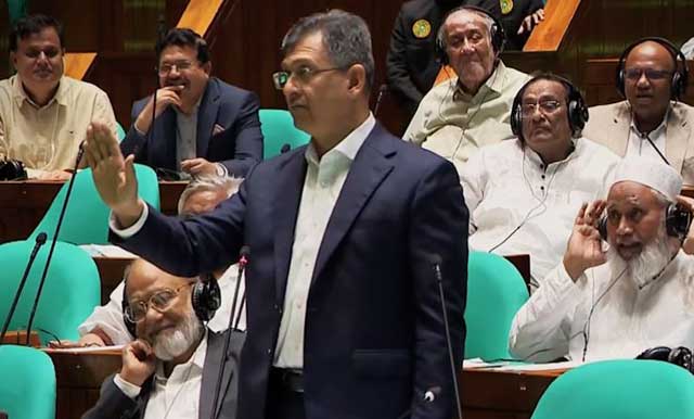 সংসদে বক্তব্য দিচ্ছেন স্বরাষ্ট্রমন্ত্রী সালাহউদ্দিন আহমেদ। ছবি: ভিডিও থেকে স্ক্রিণশট