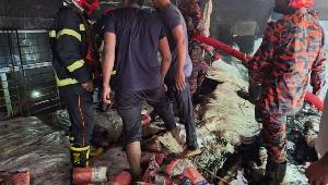 শেবাচিম হাসপাতালে আগুন, নিয়ন্ত্রণে ফায়ার সার্ভিসের ৮ ইউনিট