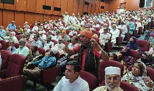 পাবনায় মুক্তিযোদ্ধাদের সংবর্ধনা অনুষ্ঠানে হট্টগোল