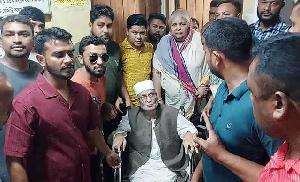 শেরপুরে স্ত্রীসহ সাবেক ভূমিমন্ত্রীকে পুলিশে দিলেন বিএনপি নেতারা