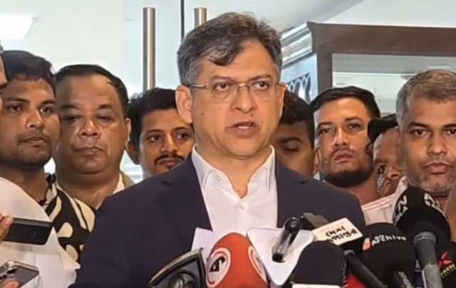 সালাহউদ্দিন আহমদ। ছবি: সংগৃহীত