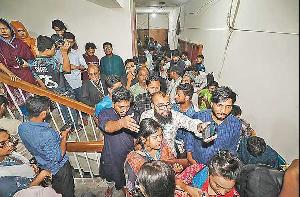 দলবাজ শিক্ষকদের কারণে জাকসু নির্বাচনে বিশৃঙ্খলা